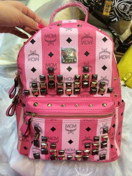 厂家直销精品女包 打造时尚箱包销售新风尚